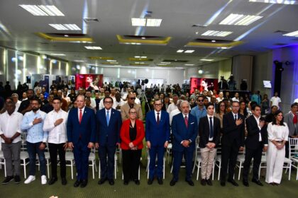 Ministerio de Trabajo ofrece 5,750 vacantes en jornada de empleo