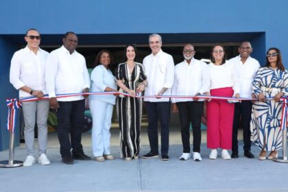 Abinader inaugura moderno mercado municipal en Las Matas de Farfán