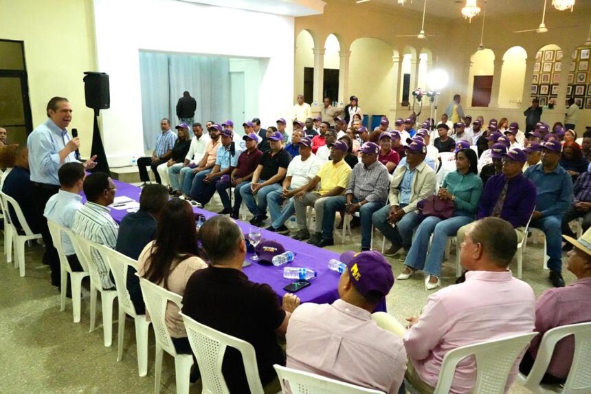 Francisco Javier García afianza candidatura del PLD para 2028