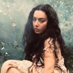 Charli XCX lanza ‘Wuthering Heights’, álbum gótico y romántico