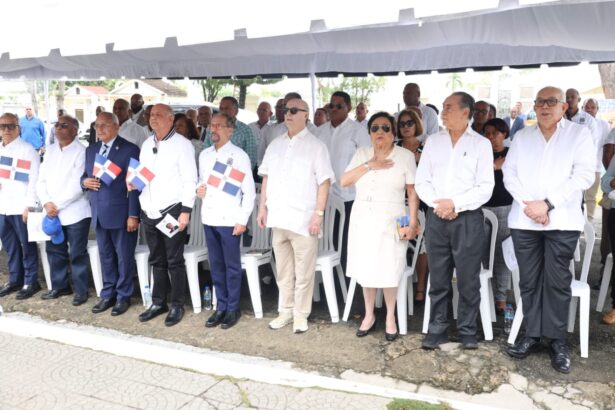 Hipólito Mejía resalta vigencia del legado de Peña Gómez