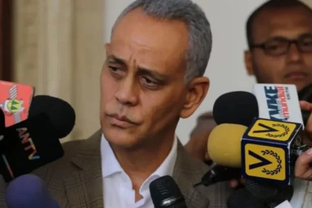 Fuerza del Pueblo alerta por posible alza del petróleo y su impacto RD