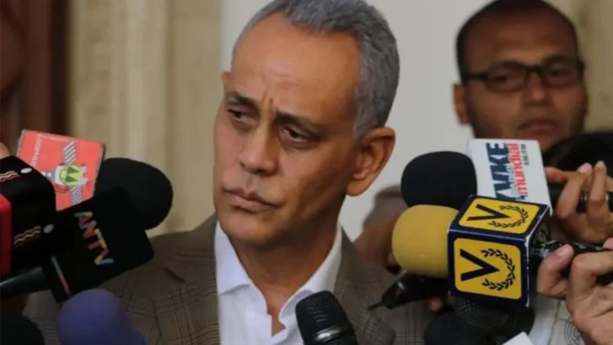 Fuerza del Pueblo alerta por posible alza del petróleo y su impacto RD