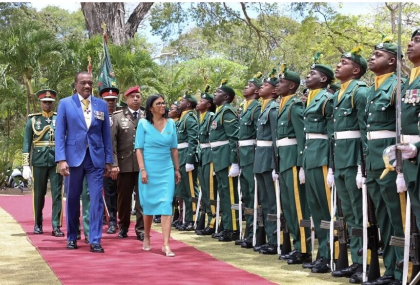 Venezuela y Barbados sellan acuerdos en energía, alimentos y turismo