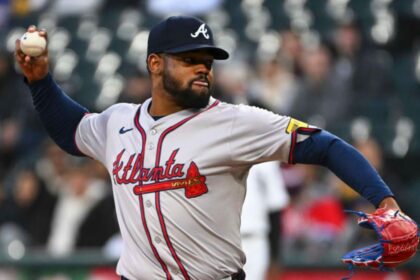 MLB suspende a Reynaldo López y Jorge Soler tras pelea; apelan