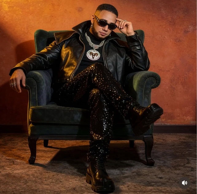 Elvis Martínez dará concierto de bachata en Santiago el 4 de julio