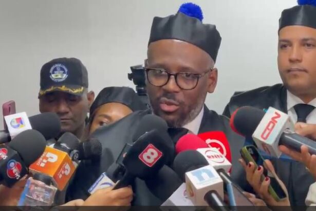 Aplazan audiencia por recusación en caso de soborno SeNaSa