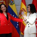 María Corina Machado recibe Medalla de Oro en Madrid ante miles