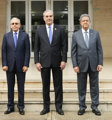 Encuesta prevé segunda vuelta entre PRM y Fuerza del Pueblo