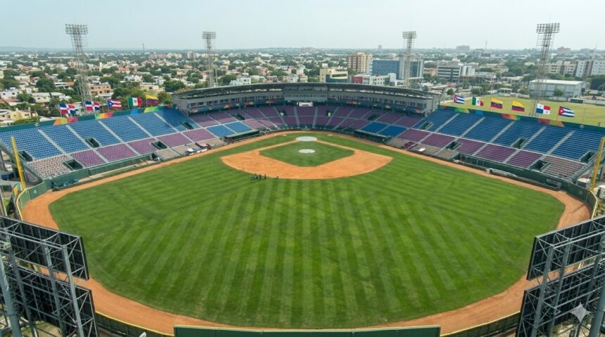 Preocupa deterioro del césped en Estadio Quisqueya tras inversión
