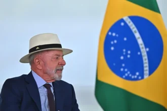 Lula y Trump abordan cooperación económica en Washington