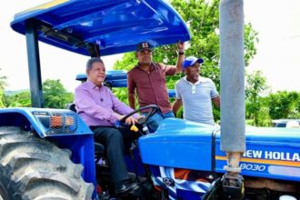 Leonel Fernández denuncia abandono agrícola en Sánchez Ramírez