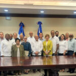 Definen metodología para reforma educativa en República Dominicana