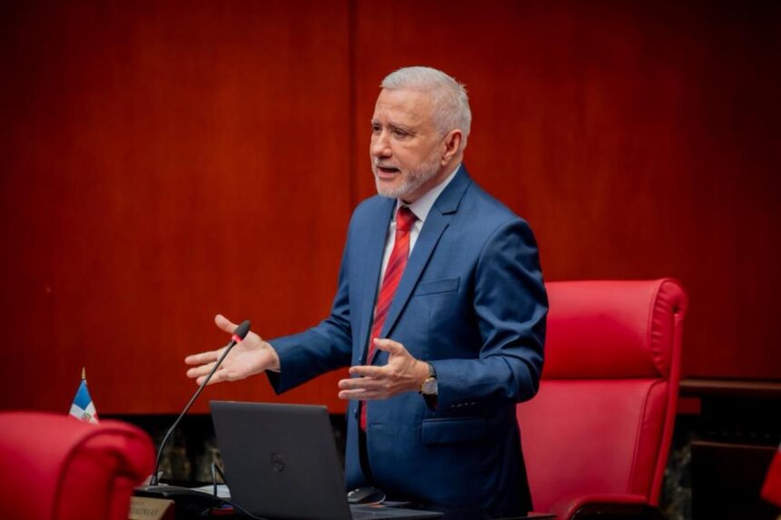 Antonio Taveras Guzmán renuncia al PRM por diferencias políticas