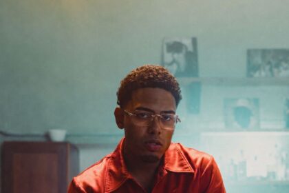 Myke Towers lanza “Una na’ más”, tema oficial de LALIGA RECAP26