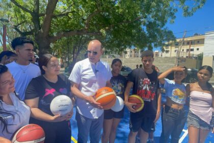 Santiago supera 150 espacios deportivos rehabilitados en gestión