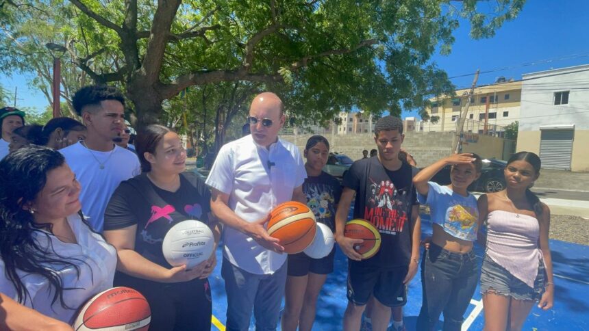 Santiago supera 150 espacios deportivos rehabilitados en gestión