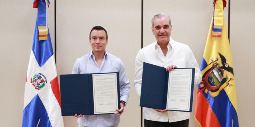 Ecuador y República Dominicana negocian acuerdo comercial parcial