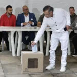 Petro denuncia posible fraude en elecciones presidenciales de Colombia