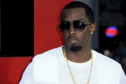 Adelantan liberación del rapero Sean “Diddy” Combs a 2028