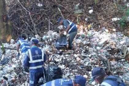 Cabildos de Santo Domingo refuerzan limpieza ante lluvias e inundaciones