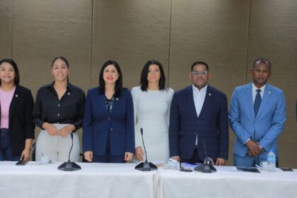 Diputados analizan Ley "Déjala Ir" contra violencia de género