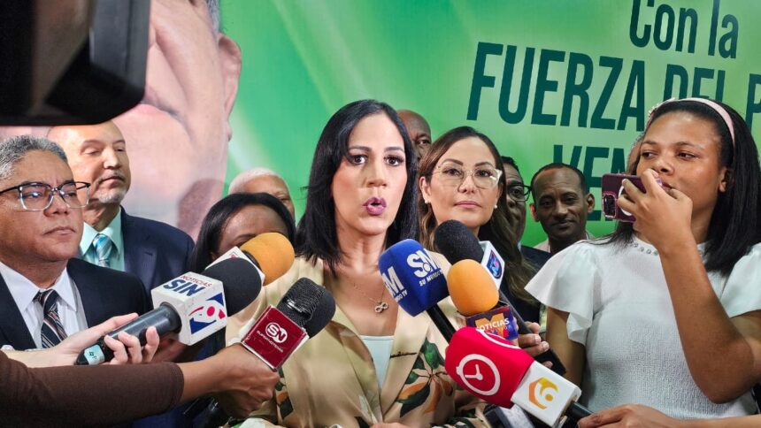 Fuerza del Pueblo crea equipo nacional en defensa de adultos mayores